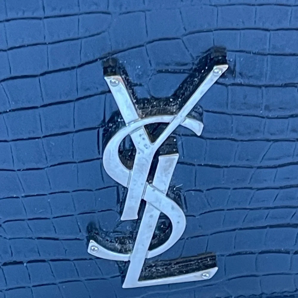 YSL Calfskin Crocodile‎ Embossed Medium Monogram Black Authentic 100%